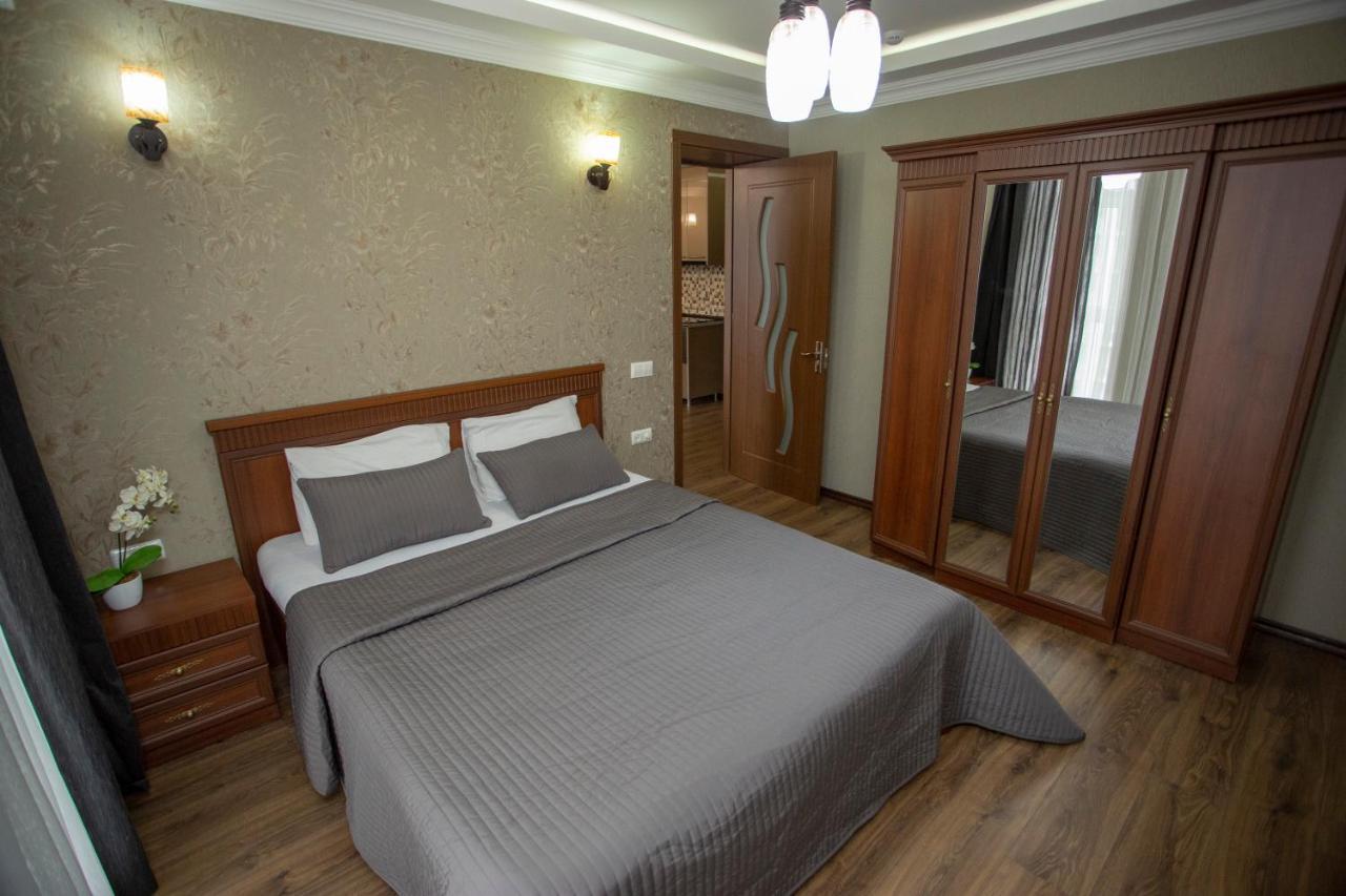 Blue Star Batumi Aparthotel Exterior foto